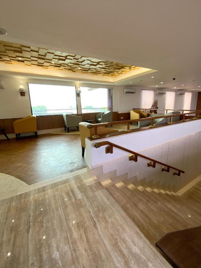 Jakarta Airport Hotel Тангеранг Екстериор снимка