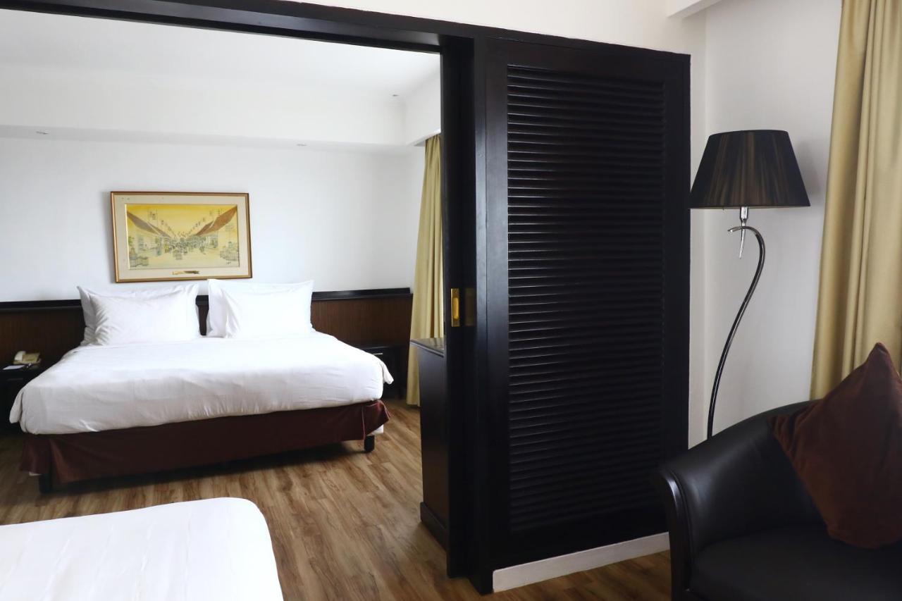 Jakarta Airport Hotel Тангеранг Екстериор снимка
