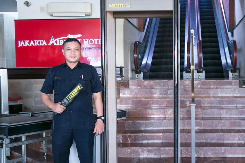 Jakarta Airport Hotel Тангеранг Екстериор снимка