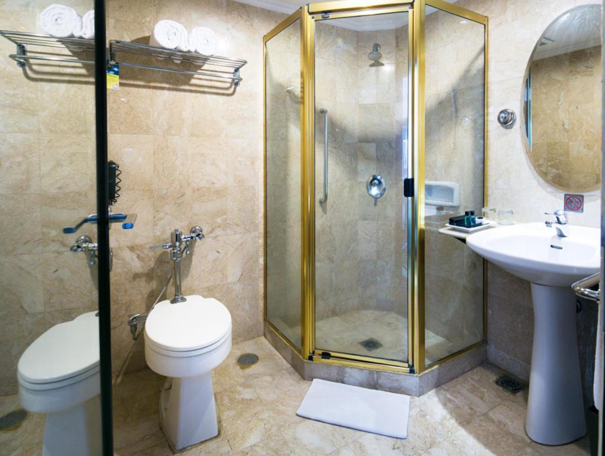 Jakarta Airport Hotel Тангеранг Екстериор снимка