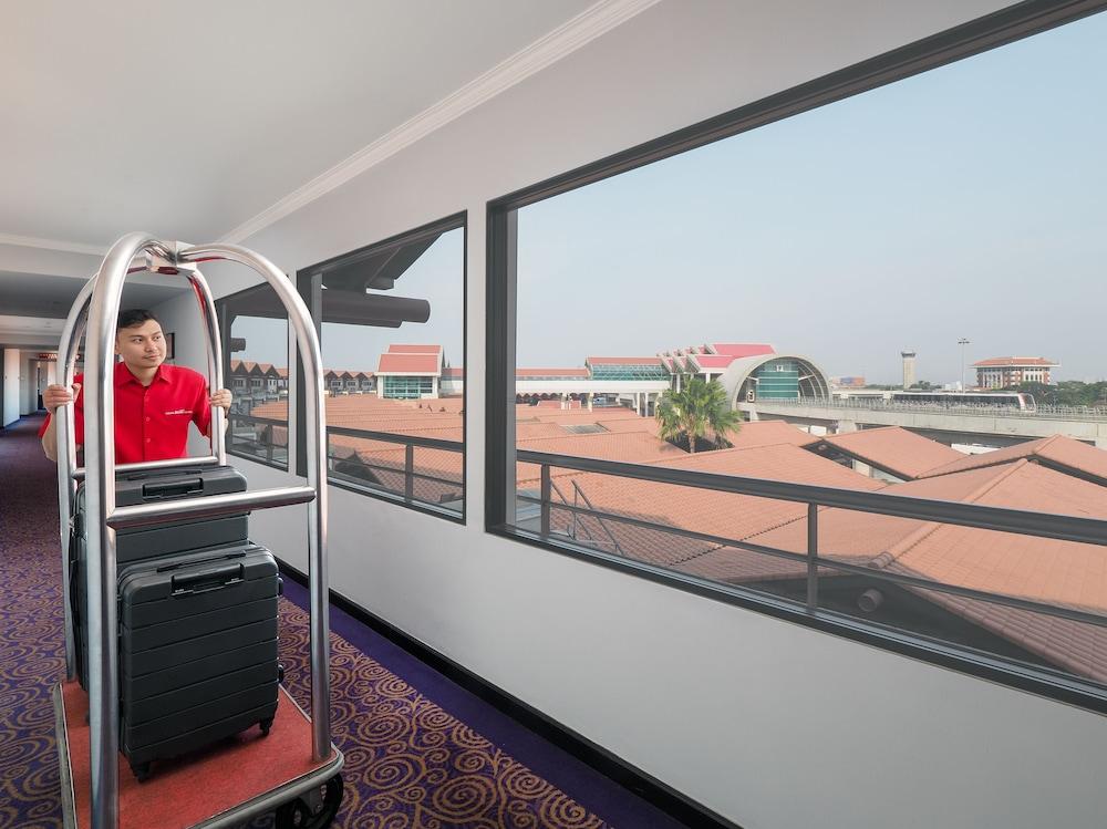 Jakarta Airport Hotel Тангеранг Екстериор снимка